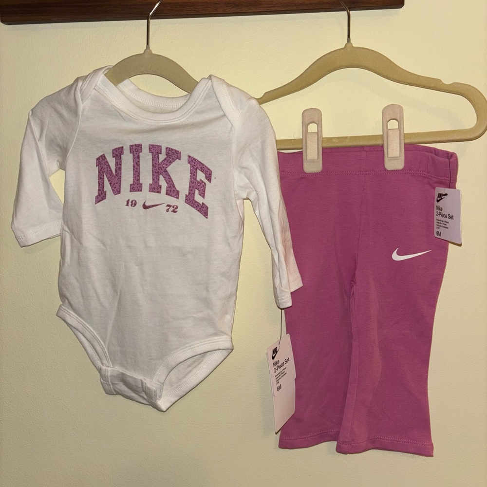 *NWT* Nike Baby Girl White Onesie and Pink Pant Set